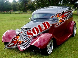 1934 Ford Custom Sedan Left Front